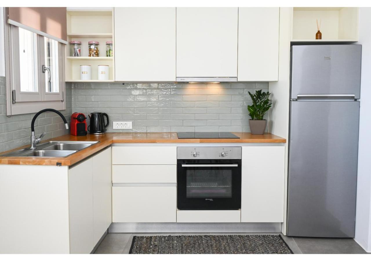 Pasithea Deluxe Appartement Tripití Buitenkant foto